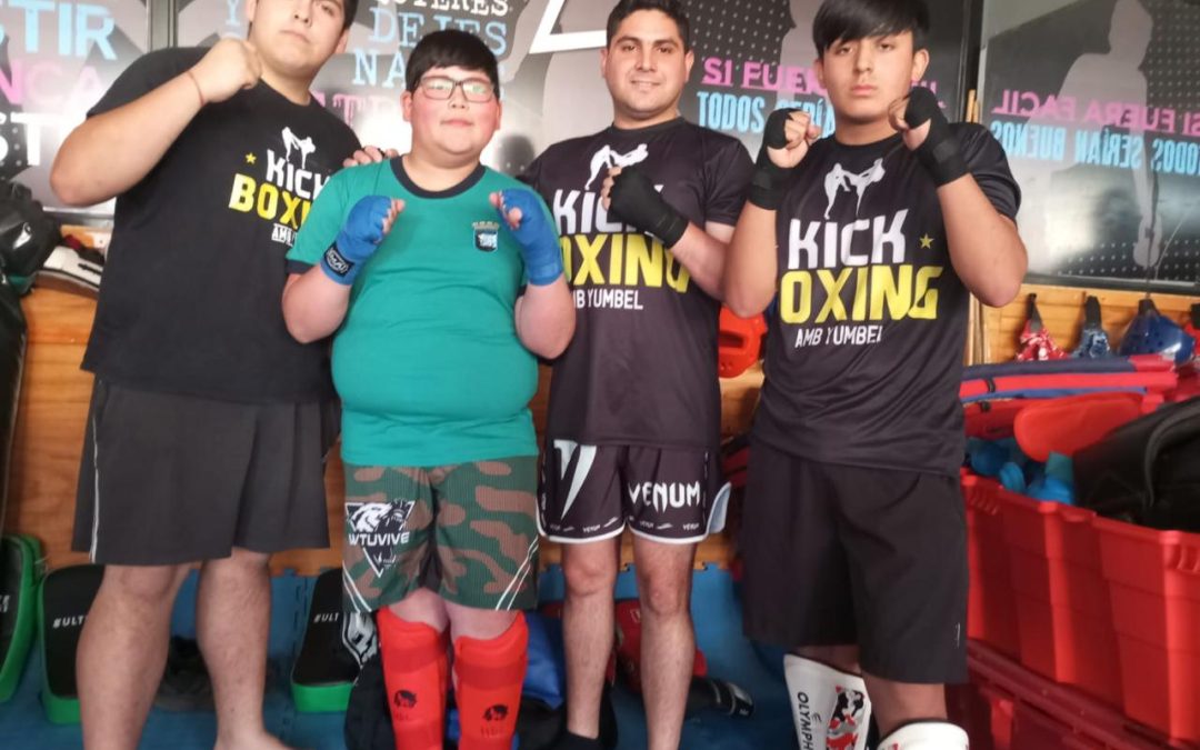 Velada de Kickboxing en Los Ángeles